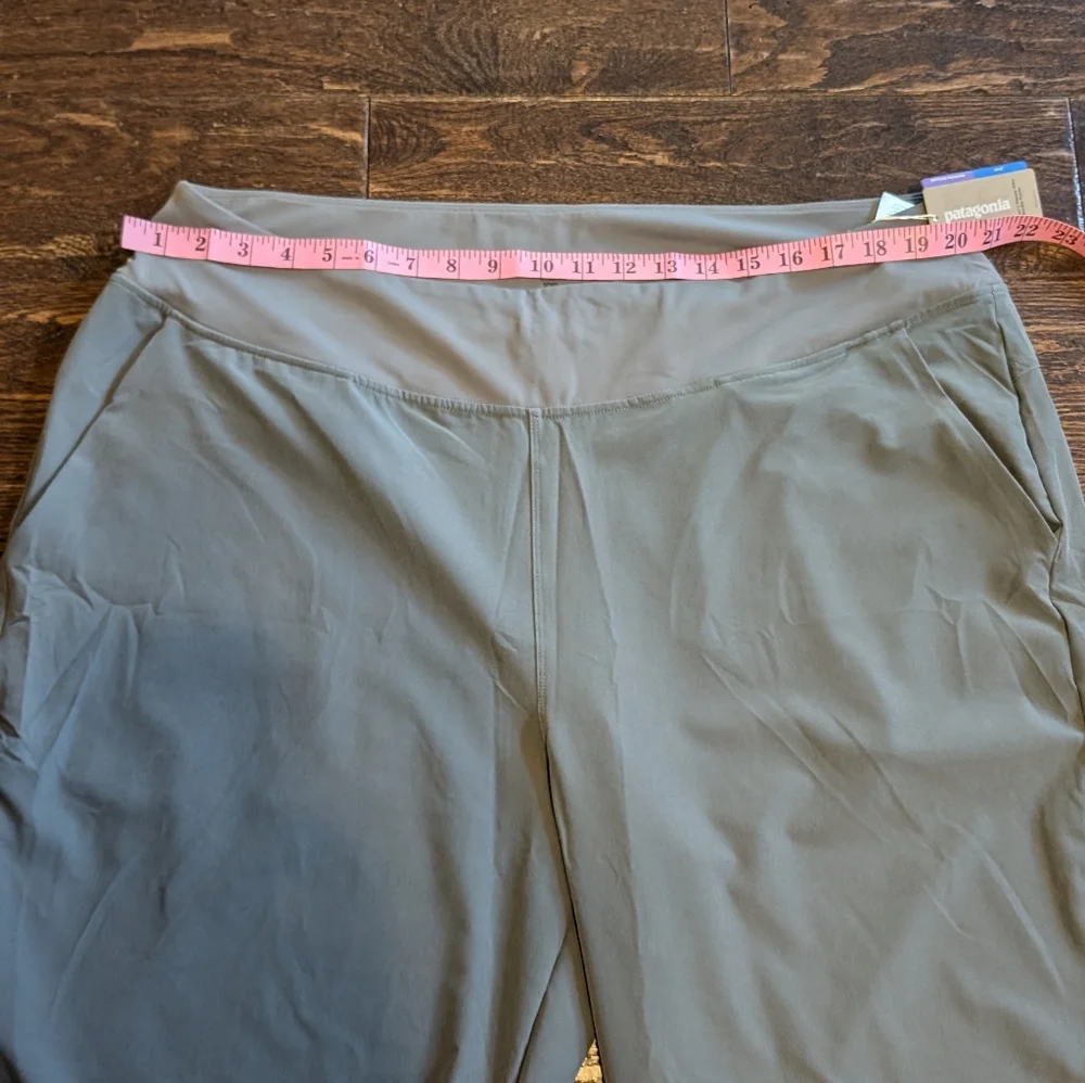 NWT Patagonia Happy Hike Studio Pants in Noble Gray - Picture 7 of 8